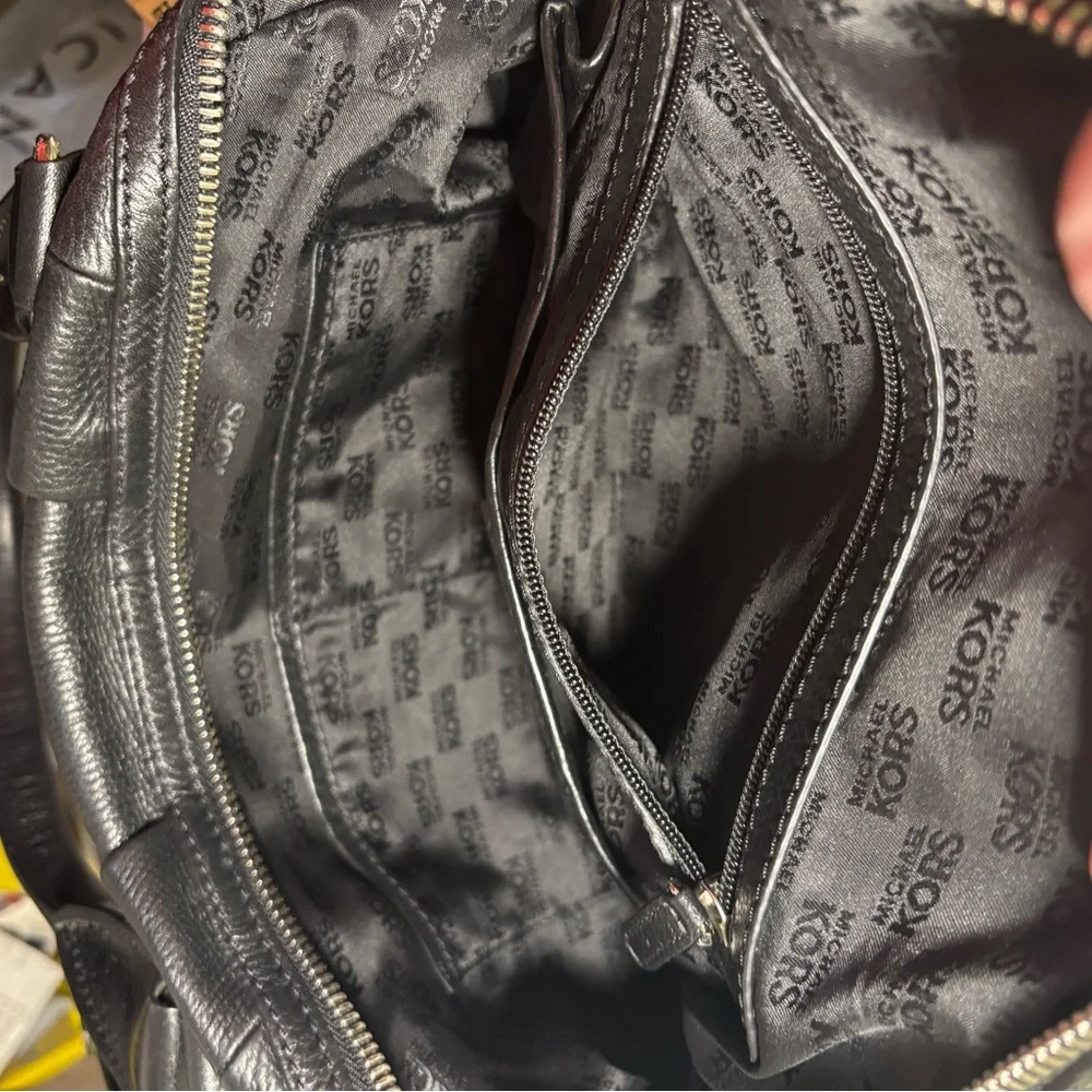 Michael Kors Black Leather Shoulder Bag - Picture 8 of 10